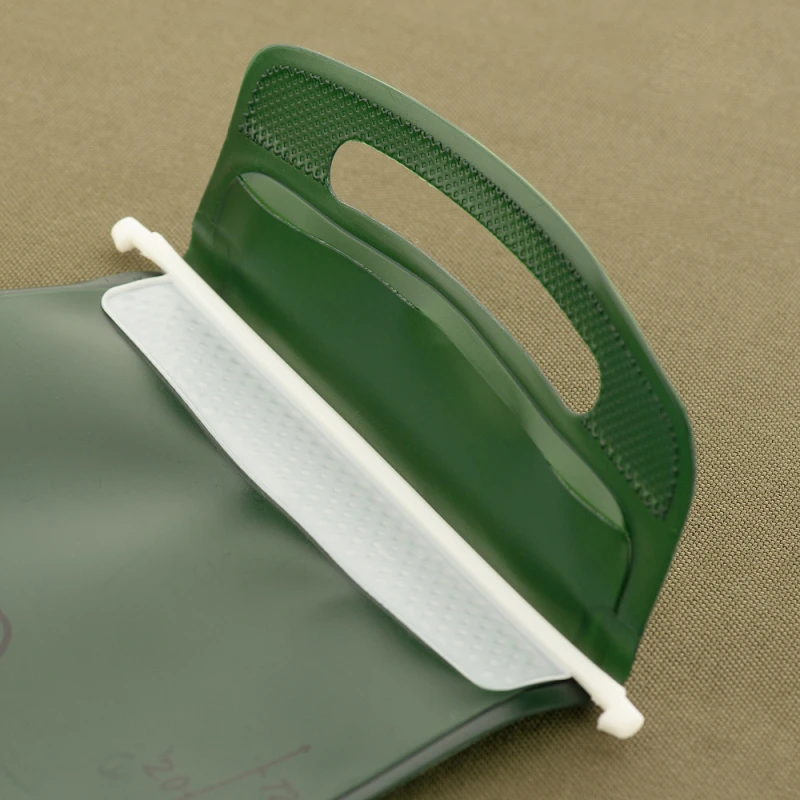 Bukłak na wodę wkład hydracyjny M-TAC  2 L do plecaka, zielony