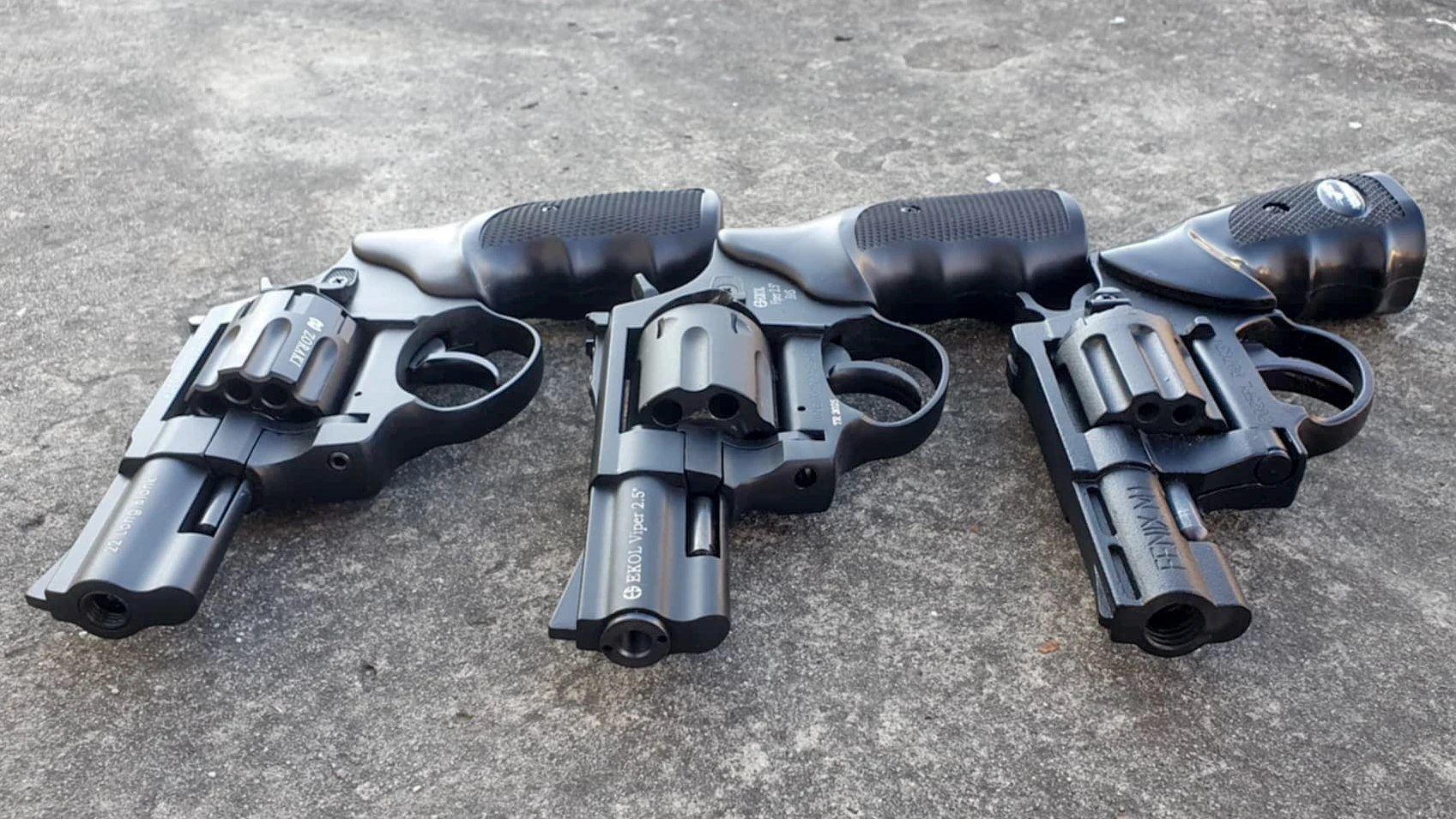 Trzy rewolwery hukowe - porównanie - Ekol Viper, Zoraki i Rosomak