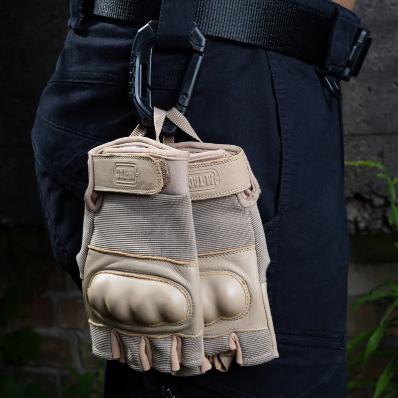 Duży Karabińczyk taktyczny M-TAC 9,3 cm czarny