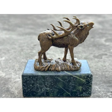 Figurka mosiężna na marmurze Byk - Jeleń, wys. 9 cm - prezent dla myśliwego