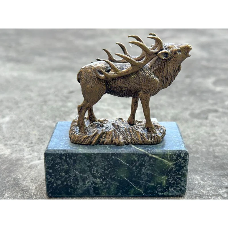 Figurka mosiężna na marmurze Byk - Jeleń, wys. 9 cm - prezent dla myśliwego