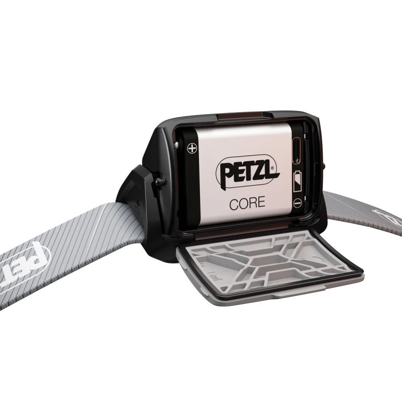 Latarka czołowa Petzl Tikka Core szara 450 lm czarna czołówka E067AB00