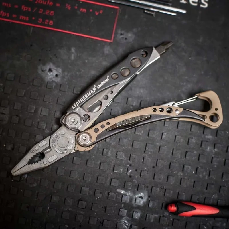 Multitool Leatherman Skeletool coyote 832207