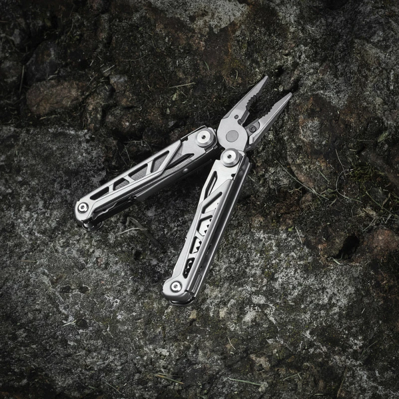 Multitool Type 3 wojskowy M-Tac 10w1 EDC, w etui