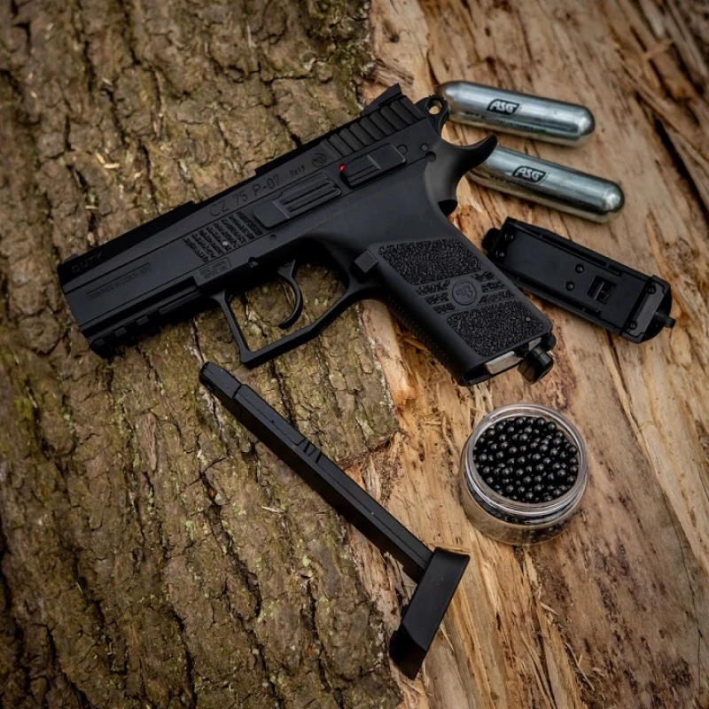 Pistolet wiatrówka CZ 75 P-07 4,5 mm Duty Blow Back