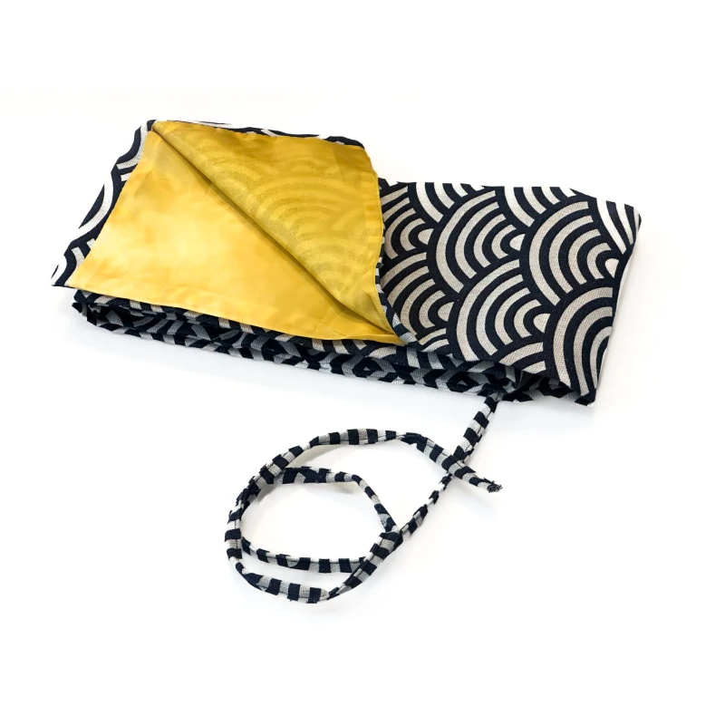 Pokrowiec na katanę - miecz samurajski - czarno-białe łuski