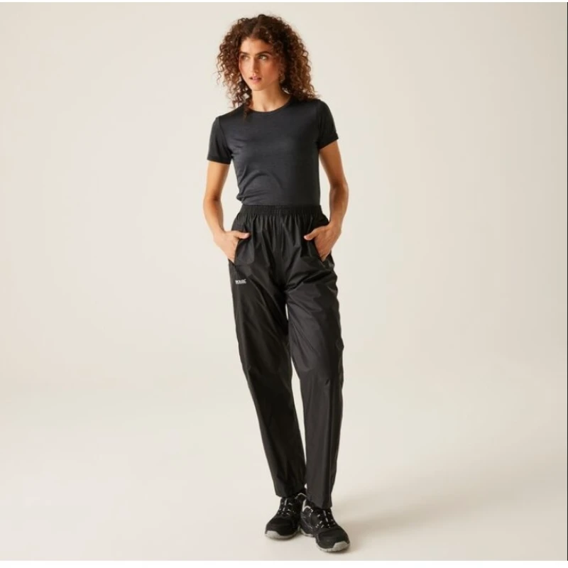 Spodnie damskie Regatta Pack It Overtrousers czarne, wodoodporne, ultralekkie