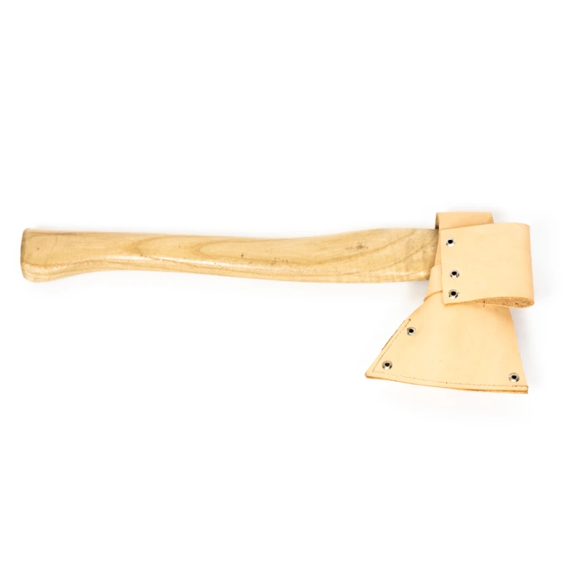 Toporek kuty bushcraftowy z ochroną ostrza ze skóry Juco 47-55 HRC 