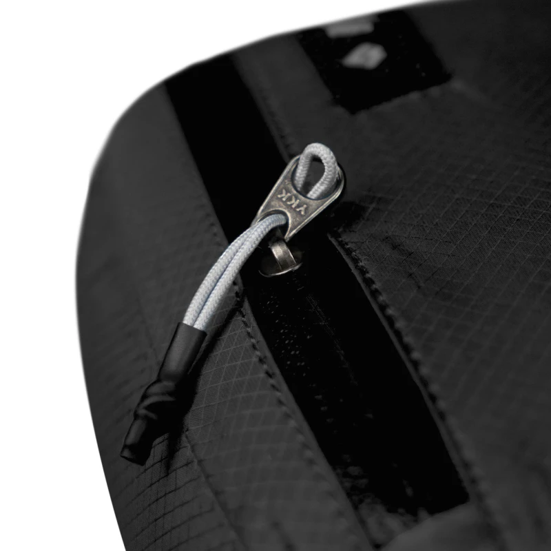 Torba biodrowa, Saszetka Alpinus Murtosa CH11385 czarna nerka